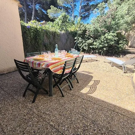 Βίλα 002 Cap D'agde Mitoyenne 3 Pieces Mezzanine 6 A 7 Pers Avec Parking